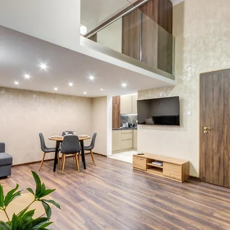 Mega - Elegance - No Deposit Needed Apartament