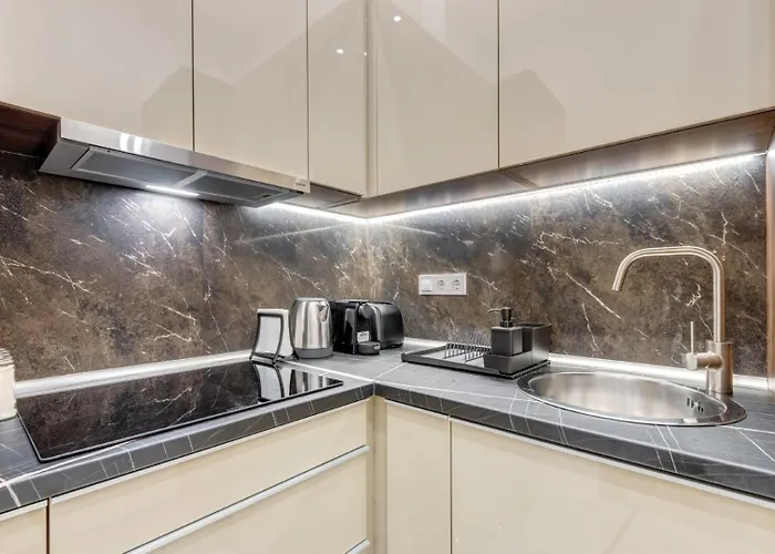 Mega - Elegance - No Deposit Needed *