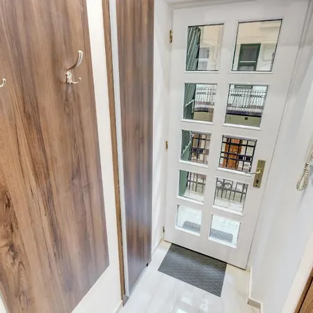 Mega - Elegance - No Deposit Needed * Budapeste